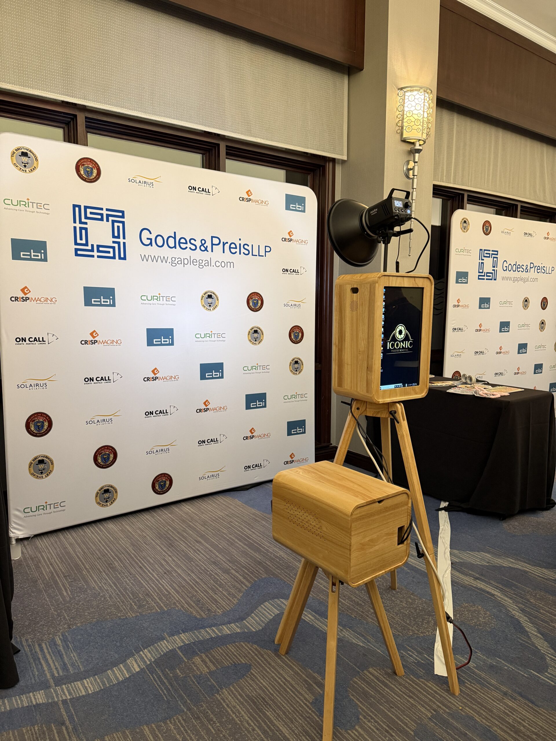 The Iconic Display Booth